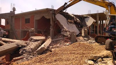 عاجل| إزالة فورية لحالة تعدي بالبناء فى المراغة بسوهاج.. اعرف التفاصيل