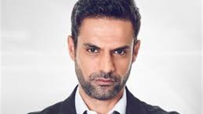 أمير طعيمة يهاجم 