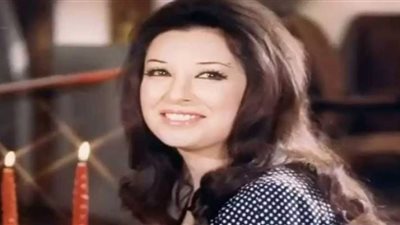 أول رد فعل من «الموسيقيين» على ظهور نجاة في الشارع