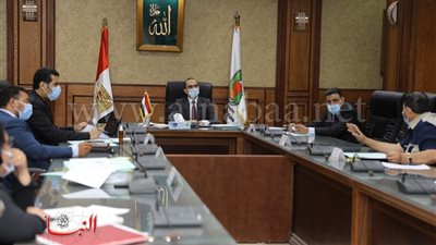 نائب محافظ سوهاج يترأس الاجتماع السابع للجنة مراجعة تراخيص أعمال البناء
