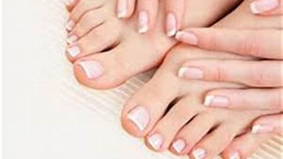 قبل فوات الأوان.. علامات غير شائعة على الأظافر تكشف عن إصابتك بسرطان الرئة 