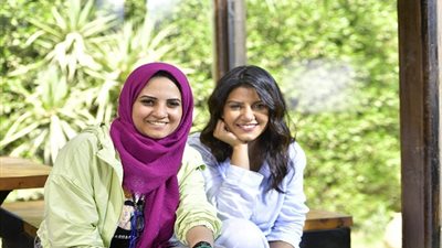 بعد تعاونها مع هاني شاكر.. هنا حافظ تكشف كواليس 