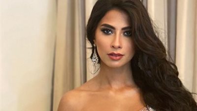 شاهد.. إطلالة صيفية جذابة لروبي في أحدث جلسة تصوير لها