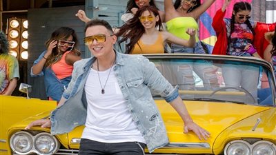 محمد سرور يحقق أرقاما قياسية في يومين بأغنية 