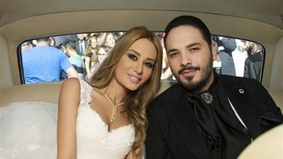 بالفيديو.. زوجة رامي عياش غارقة في دمائها بعد انفجار بيروت