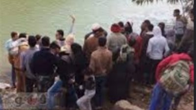 الاستعانة بالضفاضع البشرية لاننشال جثة طفل غرق في ترعة المريوطية 