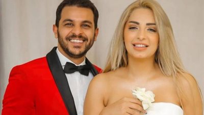 محمد رشاد يرد بقوة على تصريح مي حلمي بعدم علمها بطلاقه لها