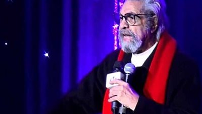 بث مباشر.. لحظة وصول جثمان سمير الإسكندراني إلى مسجد السيدة نفيسة