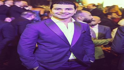 تامر مرسي يطلب 