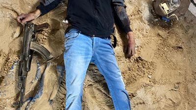 مصرع عناصر أجرامية خلال مداهمة وكر للمخدرات بأسيوط.. تعرف على التفاصيل 