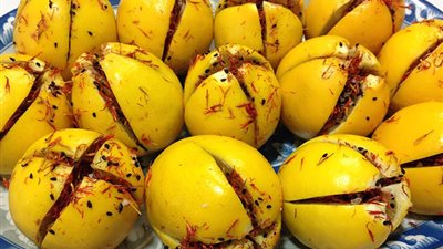 بالفيديو.. طريقة عمل الليمون المخلل وخطوات تخزينه لعام كامل