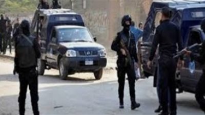 عاجل.. العثور على 3 أشخاص مذبوحين داخل منزلهم بالبحيرة 