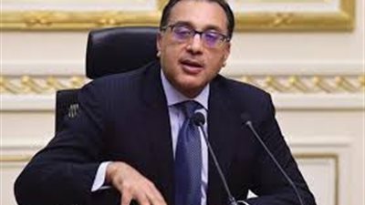 رئيس الوزراء يتابع توافر أدوية بروتوكولات علاج كورونا