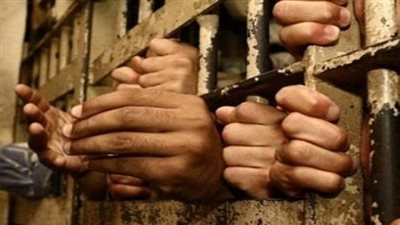 سقوط تاجر هيروين شهير بالعزبة القبلية في حلوان