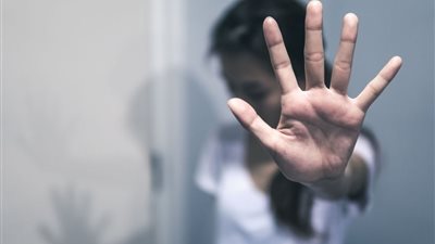 ضبط ممرض هتك عرض فتاة مصابة بكورونا داخل مستشفى فى الدقي