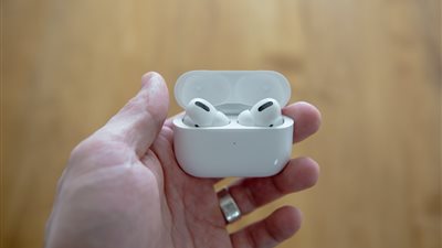 تحديث جديد لآيفون لجعل سماعات الرأس تبدو أفضل كثيرًا