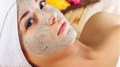 بالفيديو..ماسك الخميرة لتفتيح وتبييض البشرة 