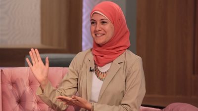 رسالة غامضة من بسنت نور الدين بسبب صورتها مع 