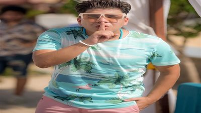 عمر كمال: الجمهور لا يحب بنت الجيران بدون خمور وحشيش