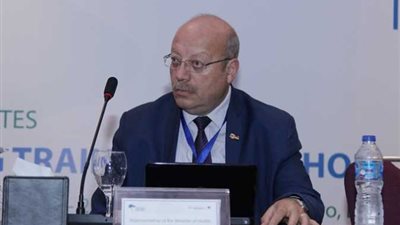 مؤتمر الأمراض المعدية يبحث استخدام علاجات فيروس سي ضد كورونا 