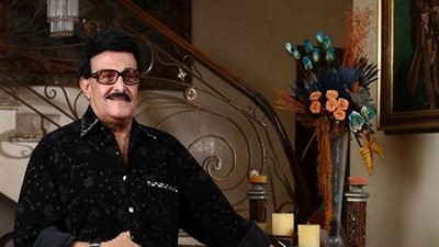 بعد خضوعه لعملية جراحية.. تعرف على تطورات الحالة الصحية للنجم سمير غانم