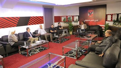  وفد الكاف يزور استاد الاهلى we السلام لاعتماده لمباريات أفريقيا