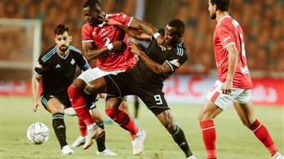 طرد وهدف ملغى وضربة جزاء ضائعة وإصابة ملخص مباراة الأهلي ضد بيراميدز