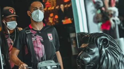 حافلة الأهلي تتحرك إلى استاد محمد الخامس 