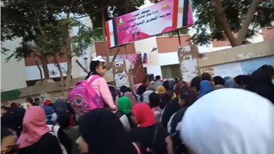بالفيديو| احنا بنتبهدل.. «كارثة» بمدرسة التحرير الابتدائية ببولاق 