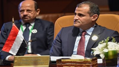 إيران تعين سفيرا لها في صنعاء .. الحكومة اليمنية تدين والأمم المتحدة تعلق