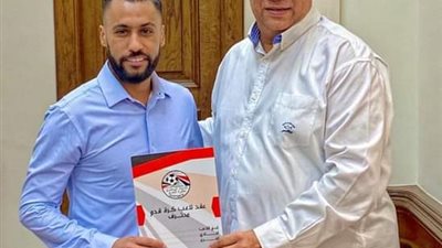 عاشور يوقع موسمين للاتحاد السكندري 