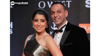 بالفيديو.. لحظة اندماج بين أيتن عامر وزوجها