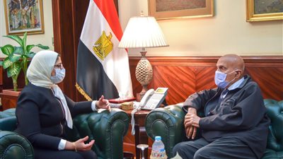 وزيرة الصحة تستقبل مجدي يعقوب لبحث سبل التعاون لاستحداث قسم للأبحاث الإكلينيكية