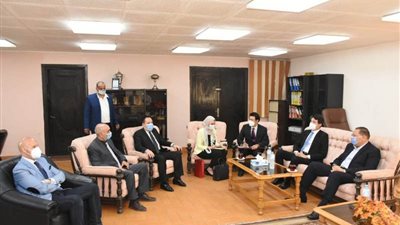 محافظ الشرقية وسفير كوريا الجنوبية يدشنان وحدة الأشعة المقطعية وخزان الأكسجين