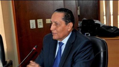 مجلس أمناء أكتوبر الجديدة يطالب بإنشاء مجمع للصناعات الحرفية بالمدينة