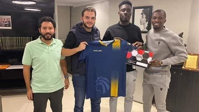 الصفقة رقم 13 .. سيراميكا كليوباترا يتعاقد مع الغاني وينفول كوبيناه