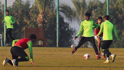 سيراميكا كليوباترا يختتم معسكر الإسماعيلية بمران صباحي خفيف 