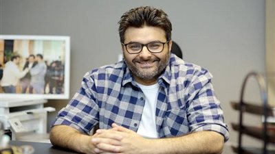 وليد منصور يتهم شركة 