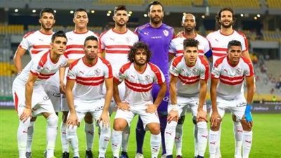 الزمالك بزيه الأساسي في مواجهة الأهلي