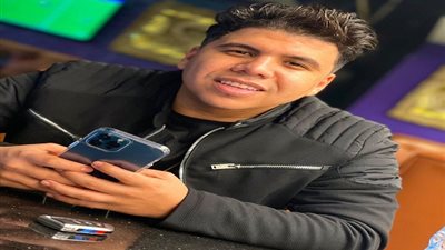 عمر كمال يجهز مفاجأة لجمهوره ويغني بلهجة جديدة