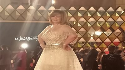 بالصور.. إلهام شاهين 