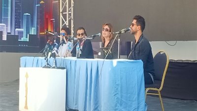 بالصور.. كواليس المشهد المحذوف في 