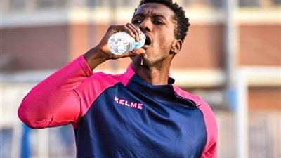 علي غزال ينتظم في تدريبات سموحة استعدادًا لـ«غزل المحلة»