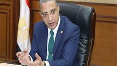 محافظ الفيوم يوجه بتدريب الأطقم الطبية وتكثيف المرور على المستشفيات