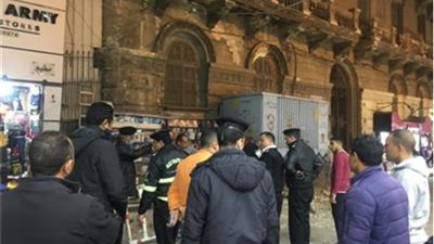 تفاصيل «كارثية» في انهيار منزل بشارع النبي دانيال بالإسكندرية (صور)