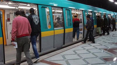  «المترو» يكشف حقيقة منع الركاب من الانتظار على الأرصفة بسبب كورونا