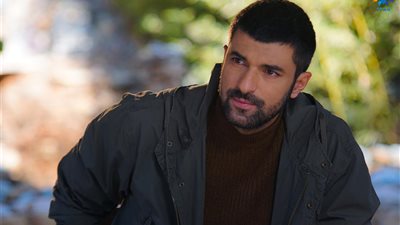 شاهد.. الحلقة 33 من مسلسل ابنة السفير sefirin kizi