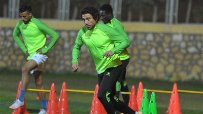 محمود صقر ينتظم في مران سيراميكا كليوباترا