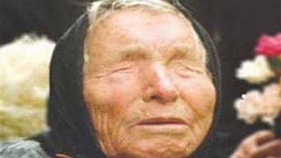 مصائب بالجملة.. تعرف على توقعات العرافة العمياء لعام 2021