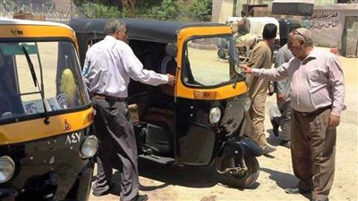  بدون ترخيص.. «توك توك» يصيب طفل 4 سنوات إصابات بالغة في المنصورة